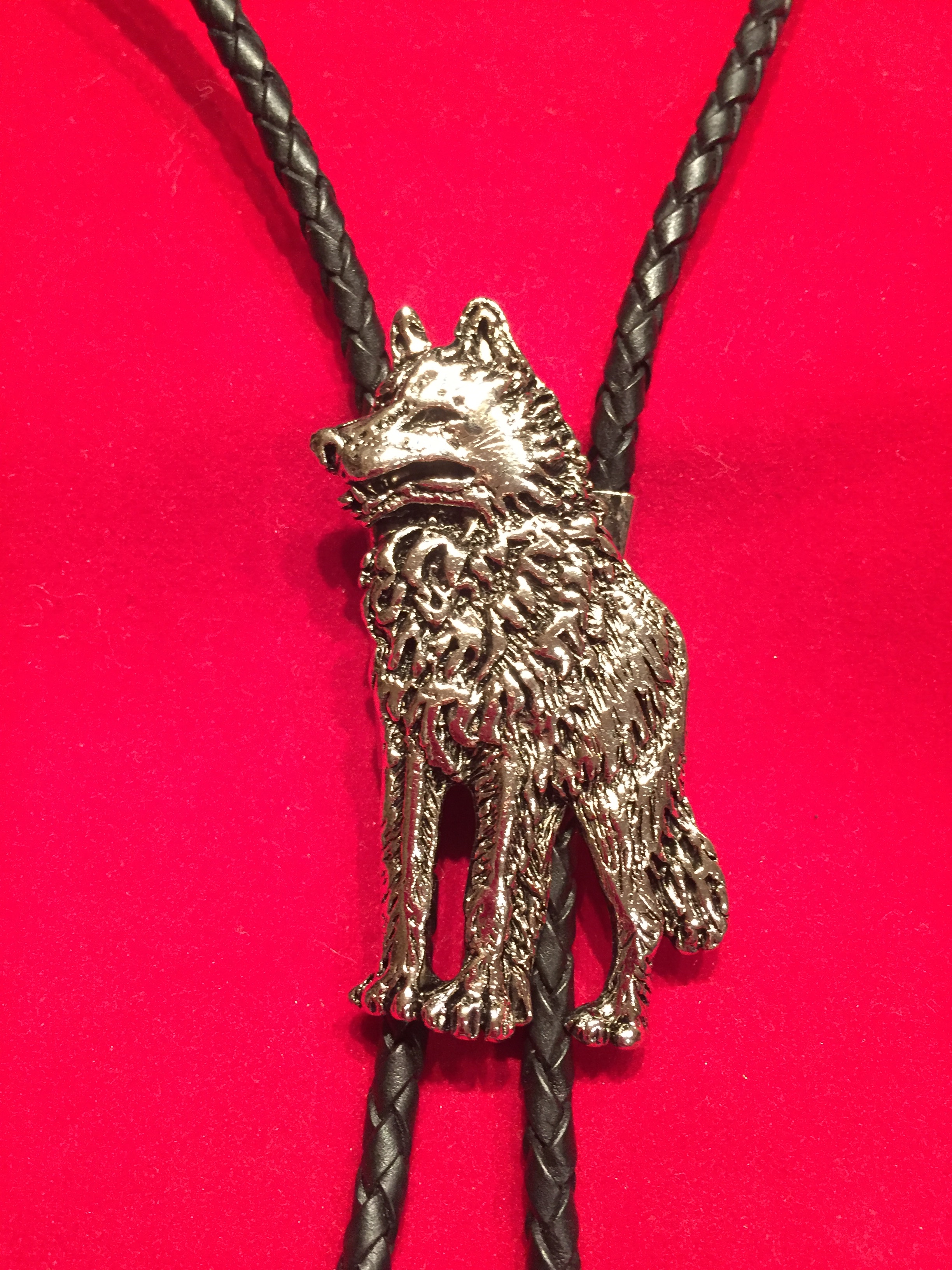 Wolf Bolo Tie